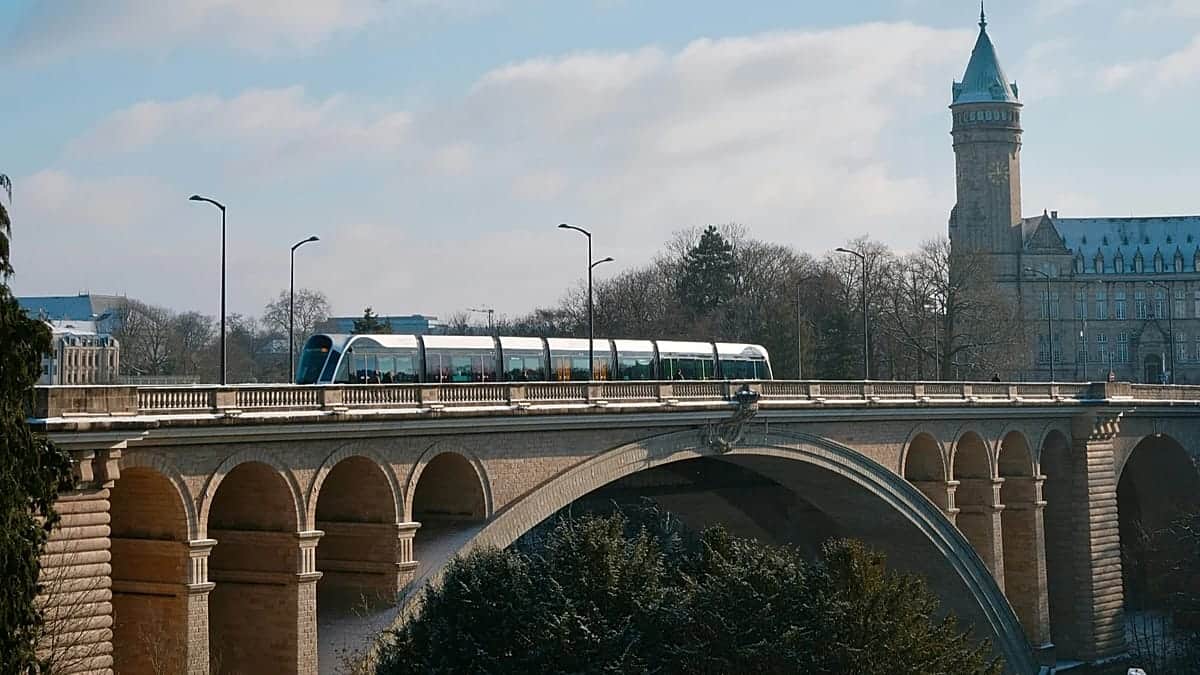 ¿Qué ciudades europeas tienen el transporte público más caro?