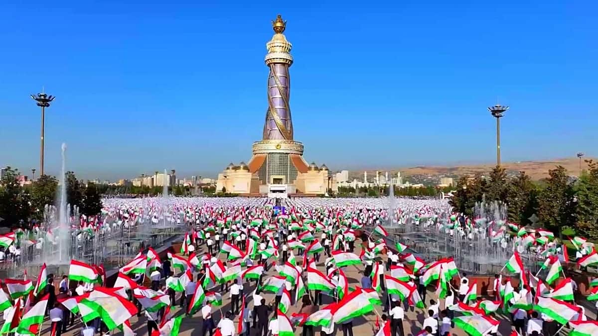Tayikistán celebra el 35 aniversario de su independencia