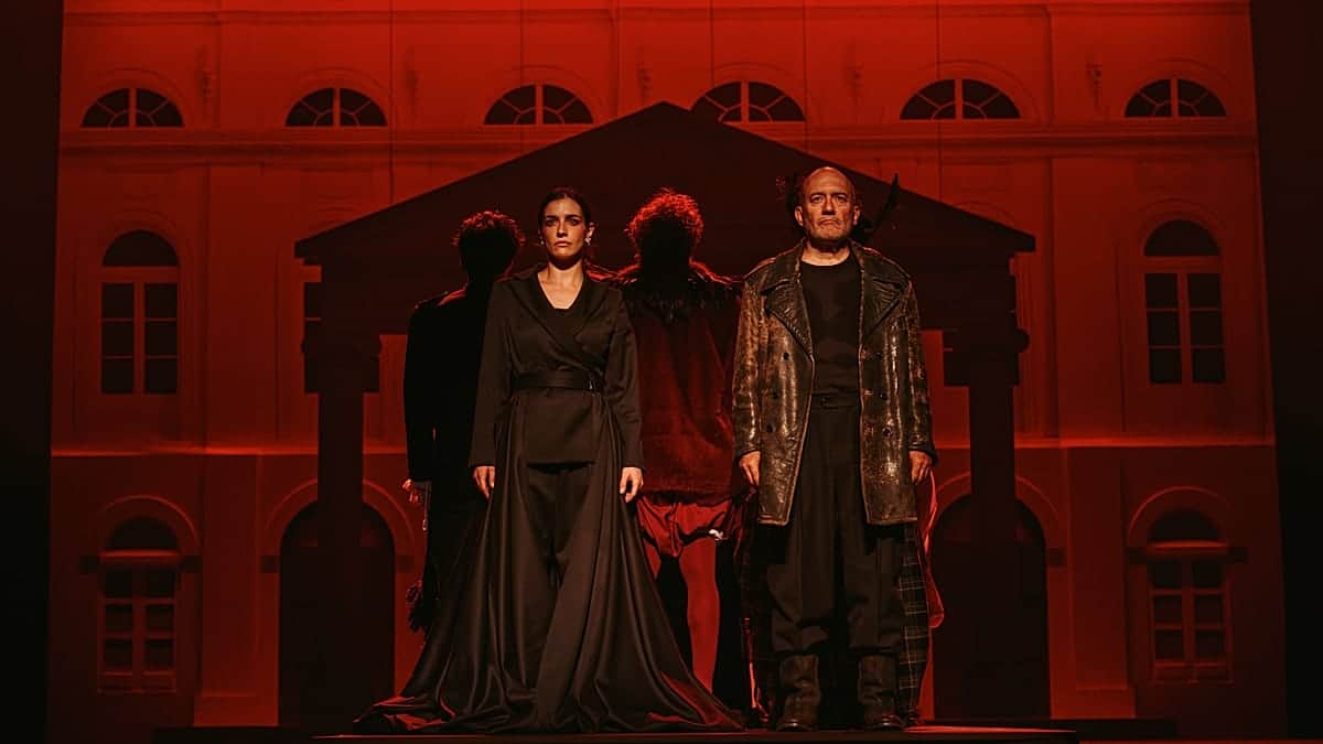 'Macbeth' desafía la maldición de un teatro lisboeta en su reapertura tras 4 años