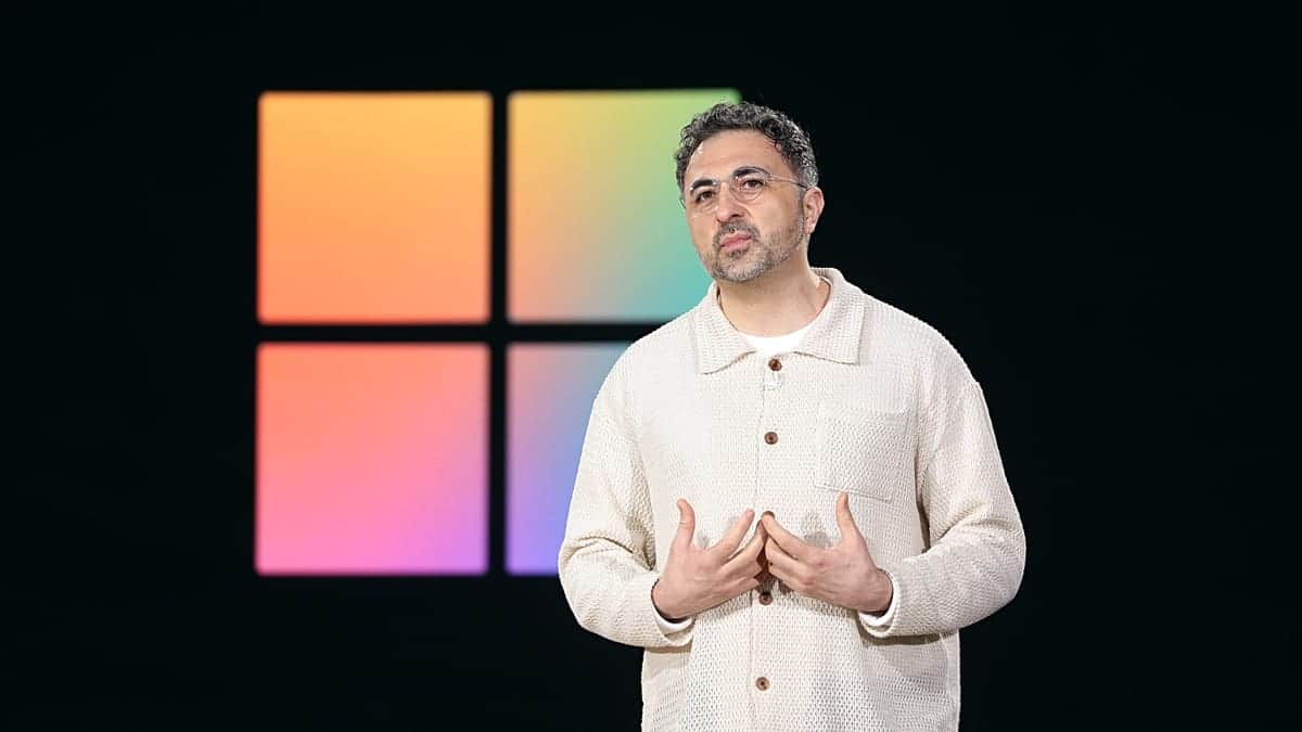 La IA podría crear una especie de silicio rival de los humanos, alerta el jefe de Microsoft