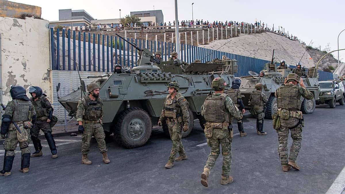 2 militares agredidos en Ceuta, evacuados al hospital Gómez Ulla con un peroné roto y una lesión en el hombro
