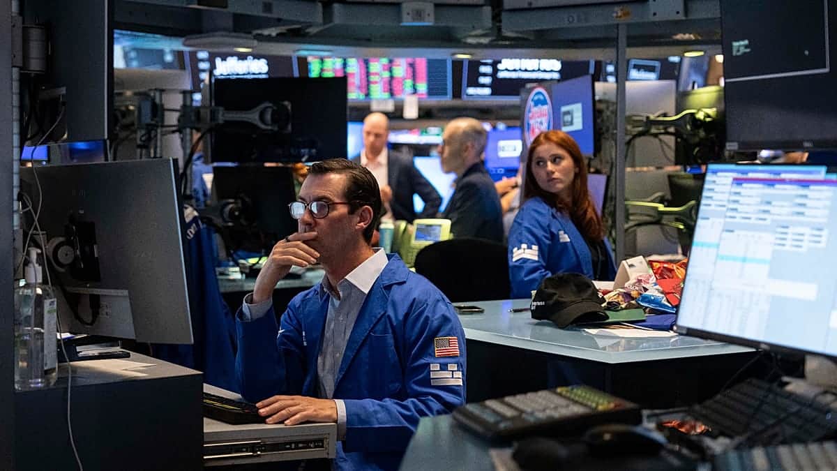Las bolsas asiáticas siguen la subida de Wall Street mientras cae el precio del petróleo