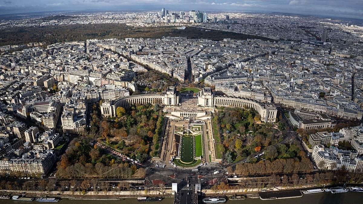 La deuda de Francia se encamina a su nivel más alto desde 1978 mientras aumenta la presión fiscal