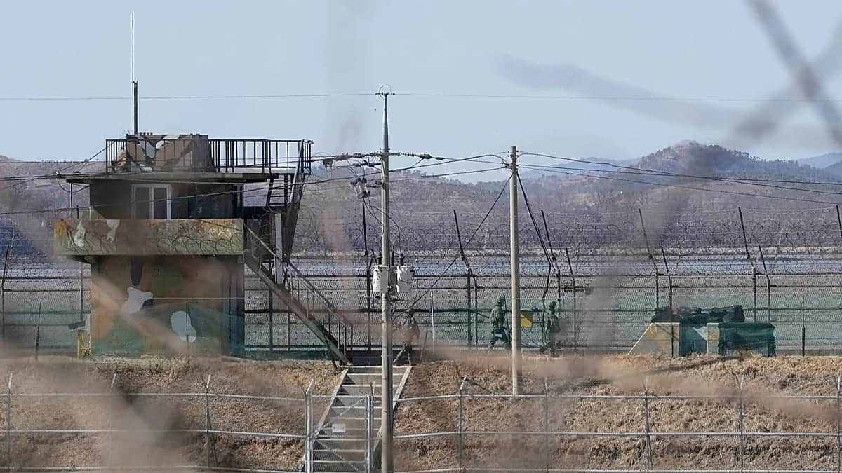 Seúl afirma que 3 soldados surcoreanos resultaron heridos en una explosión en la Zona Desmilitarizada