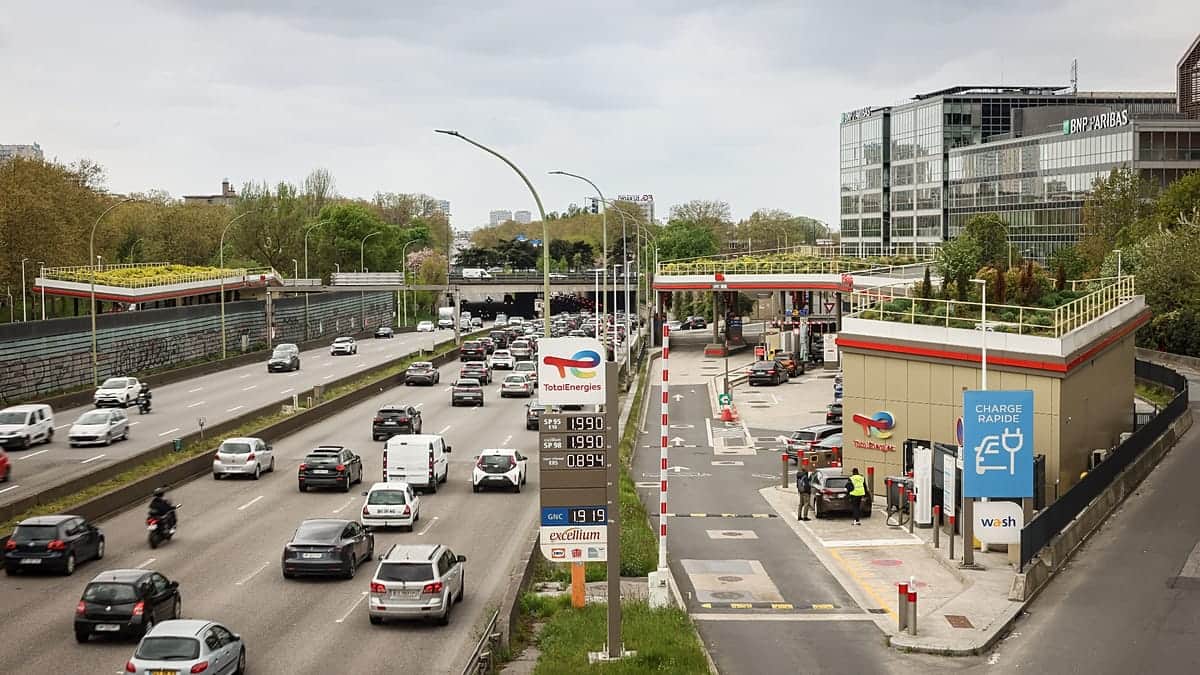El gasóleo francés supera los 2,40€/litro mientras el carburante europeo marca récords