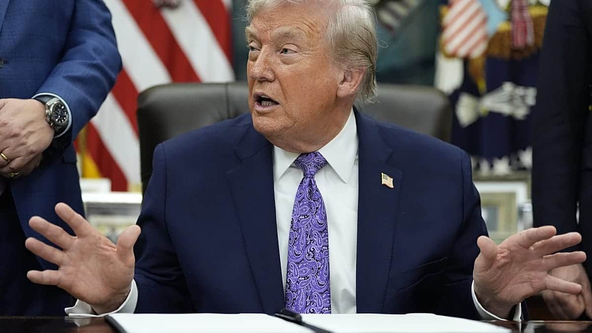 Solo personas con CI alto pueden postular, Trump rechaza frenar el desarrollo de la IA