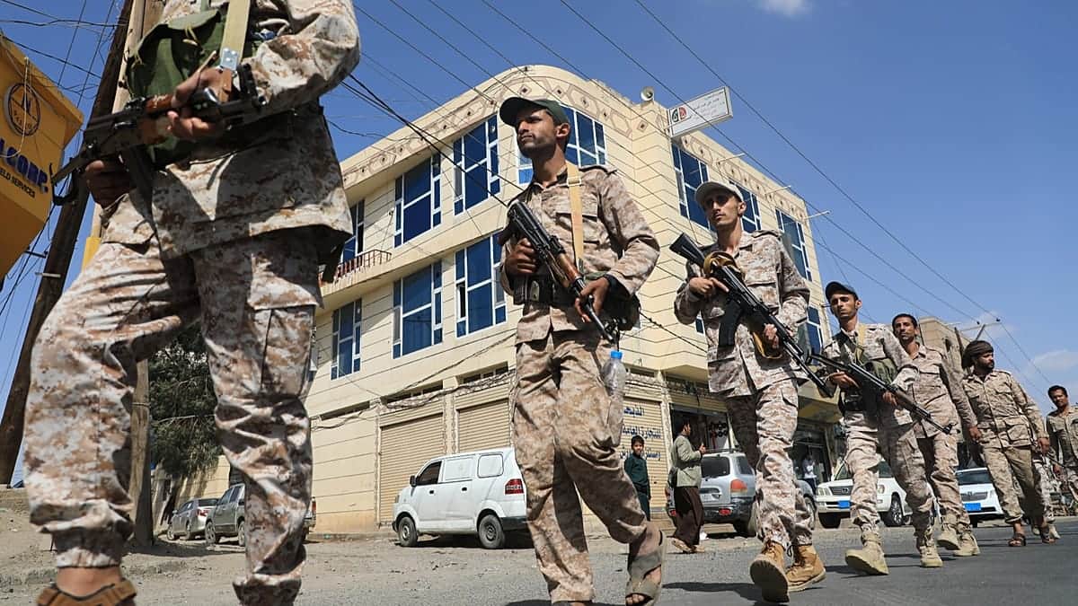 Los hutíes de Yemen prometen no atacar barcos de EEUU tras Trump cancelar los ataques
