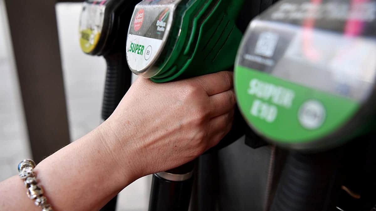 Impuestos a los carburantes en Europa, qué país grava más la gasolina