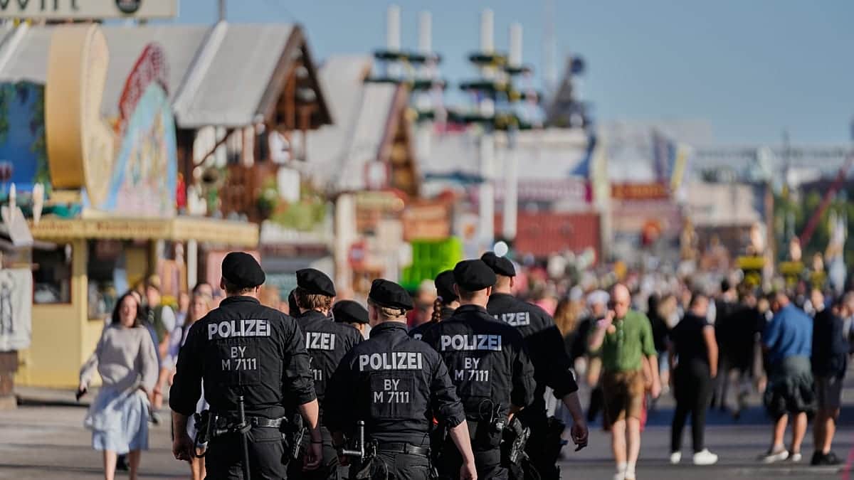 Accidente mortal en el Oktoberfest: un trabajador es arrollado por una atracción de feria