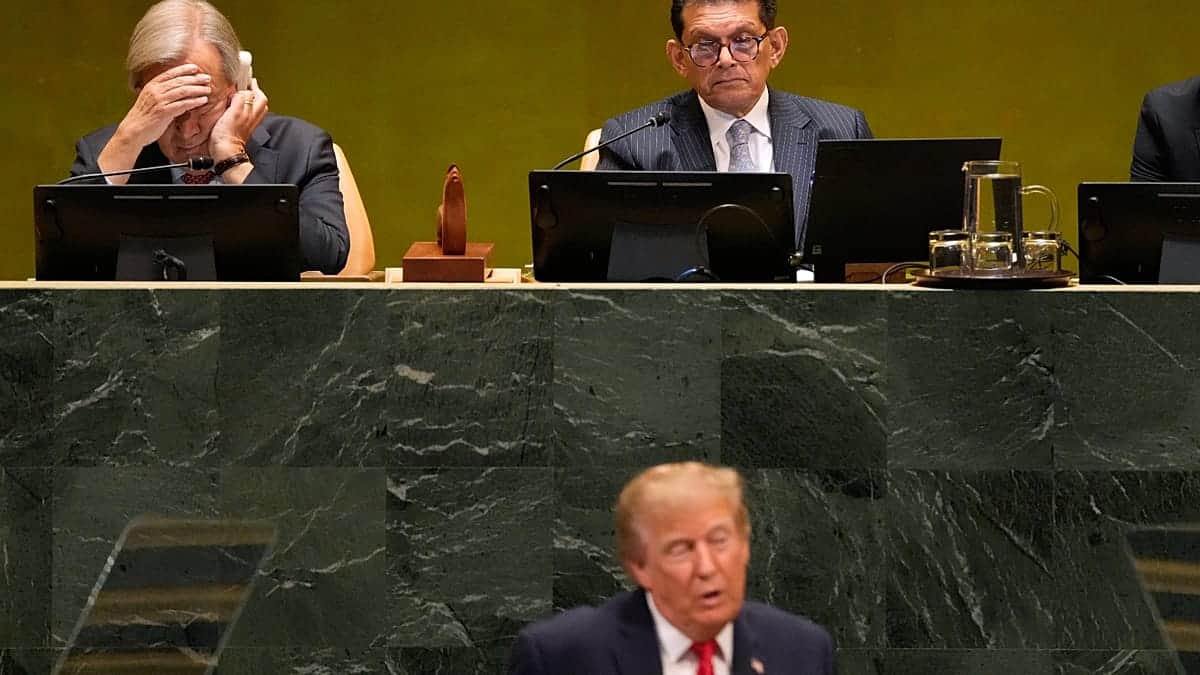 ¿Robots asesinos o superinteligencia? Trump y líderes mundiales chocan por la IA