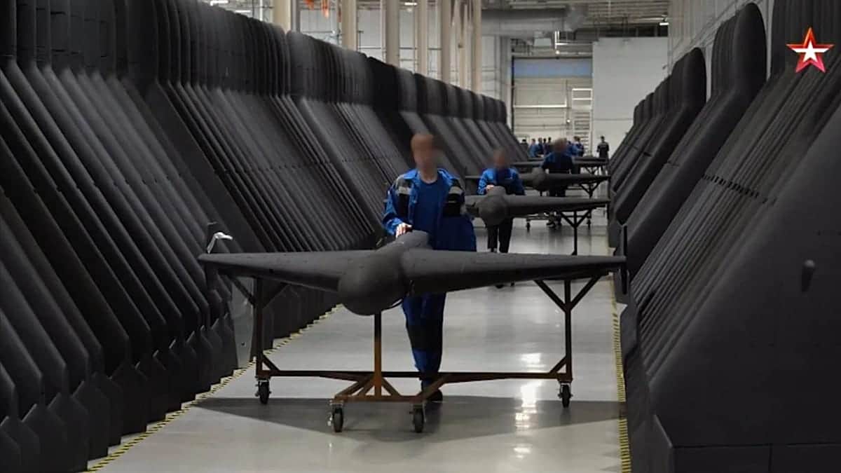 Los drones con los que Rusia podría atacar Europa desde la flota fantasma en el Mediterráneo