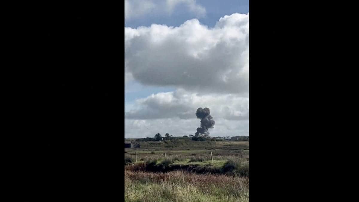 Un vídeo muestra cómo un caza británico se estrella durante un entrenamiento