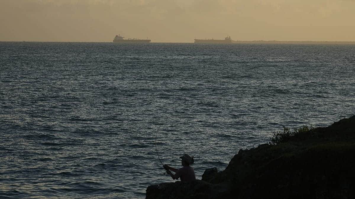 EE.UU. prepara el terreno para una posible acción militar en Cuba, según 'CBS News'