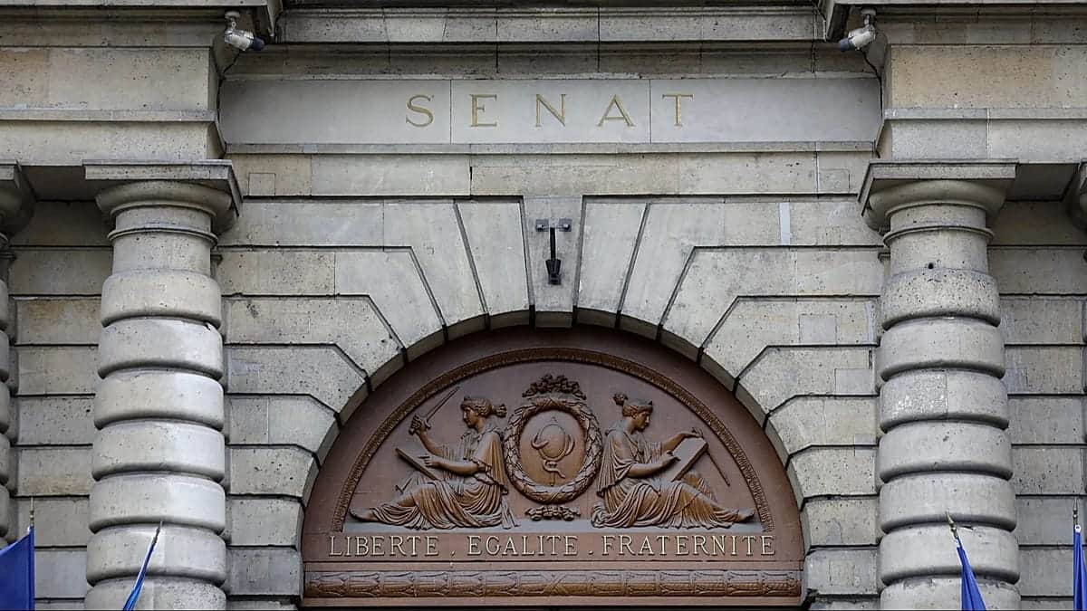 El partido de Marine Le Pen obtiene al menos 15 escaños y aspira a formar grupo propio en el Senado