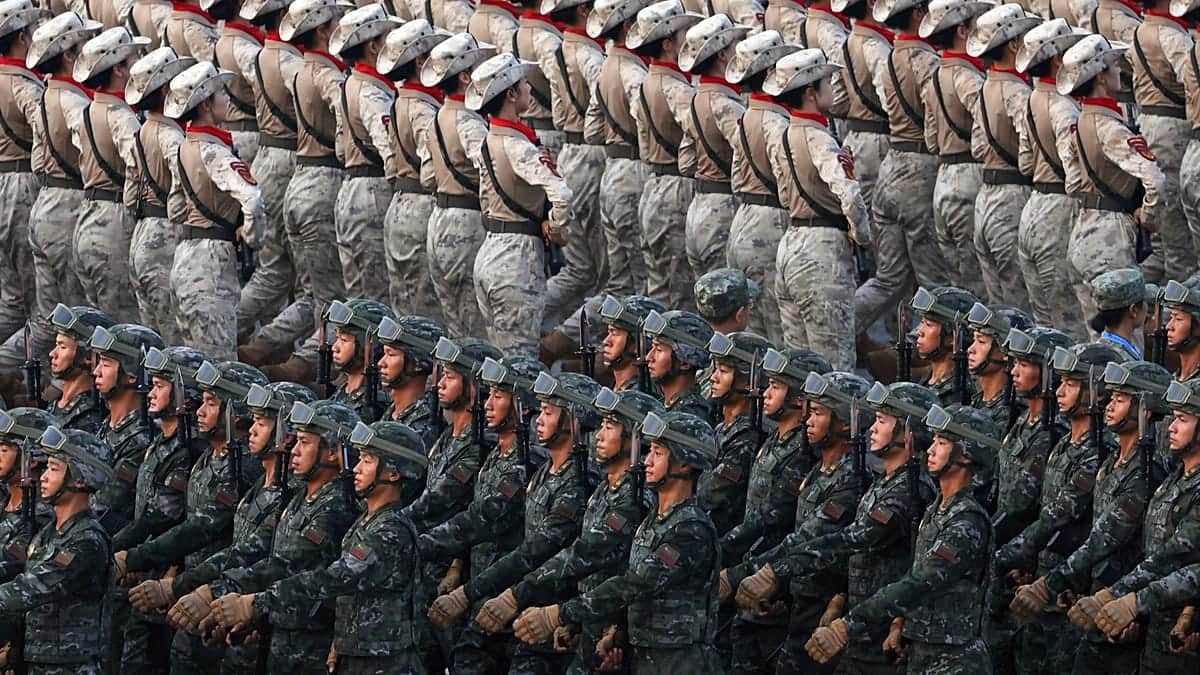 El embajador de EE.UU. ante China desvela que Trump se ofreció venderle armas Xi durante su visita
