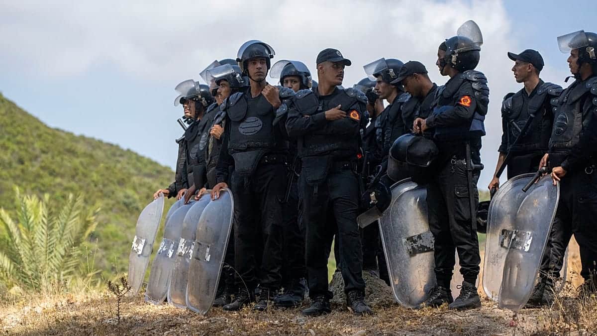 Robles dice que no le consta la presencia de 72 militares marroquíes en Ceuta: "Hay muchas especulaciones"