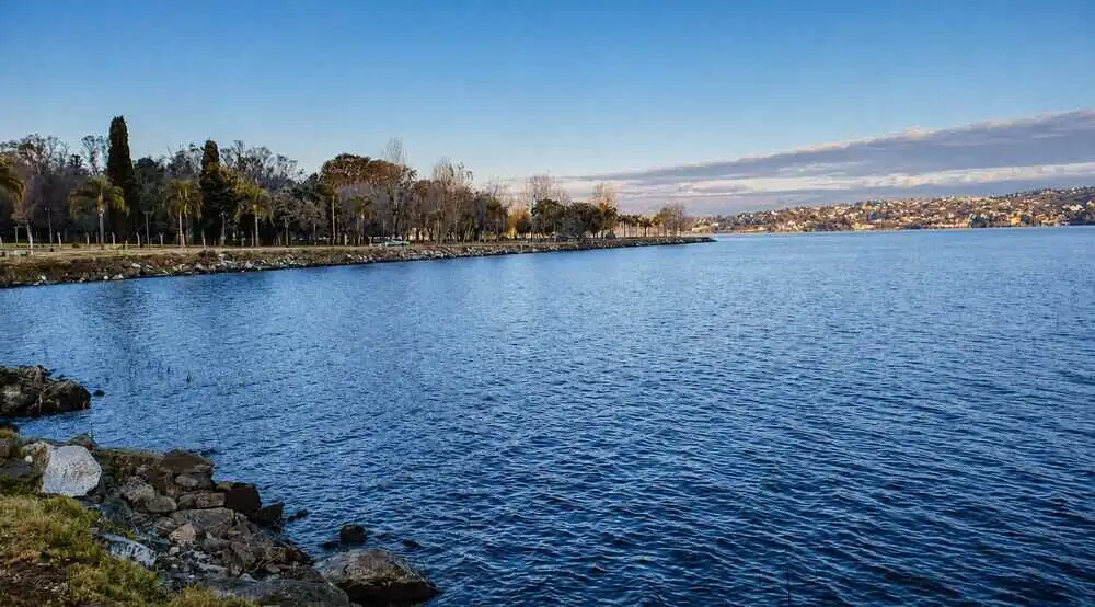 El viento sur domina este jueves y el viernes seguirá fresco en Villa Carlos Paz