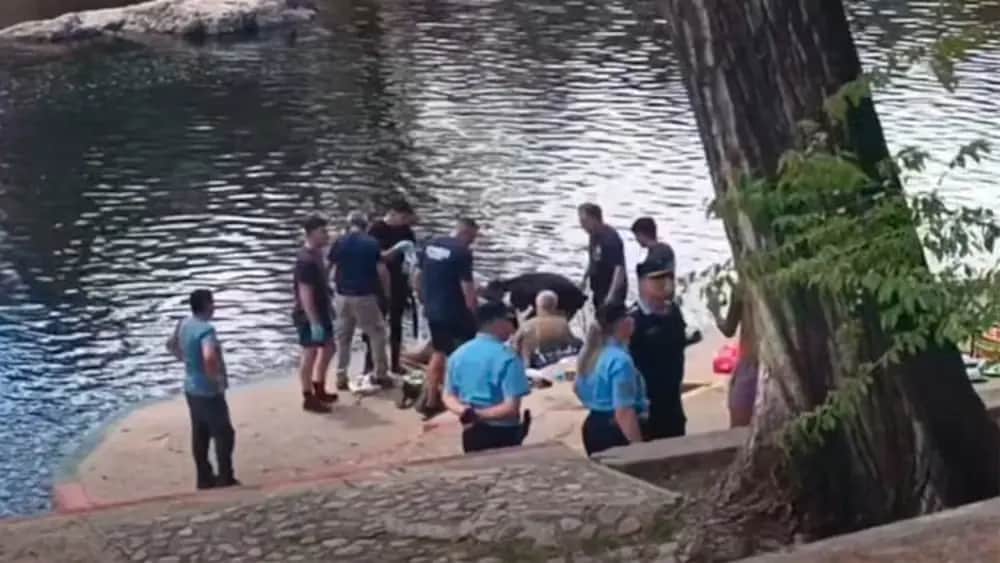 Tragedia en Cosquín: rescataron a un joven del río pero no pudieron reanimarlo