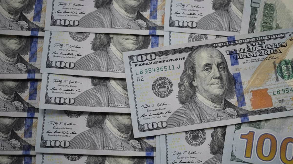 El dólar blue cayó en agosto, a contramano del resto de las cotizaciones
