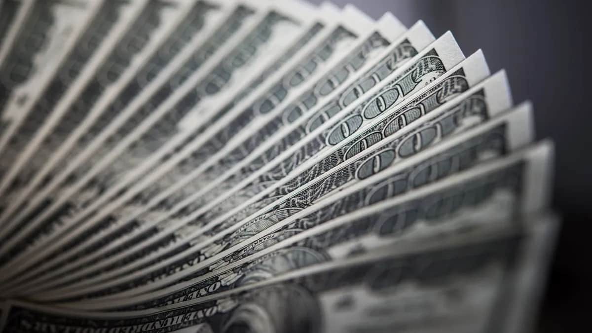 El mercado ajusta proyecciones para el dólar: cómo juegan las apuestas al carry trade tras las últimas señales oficiales