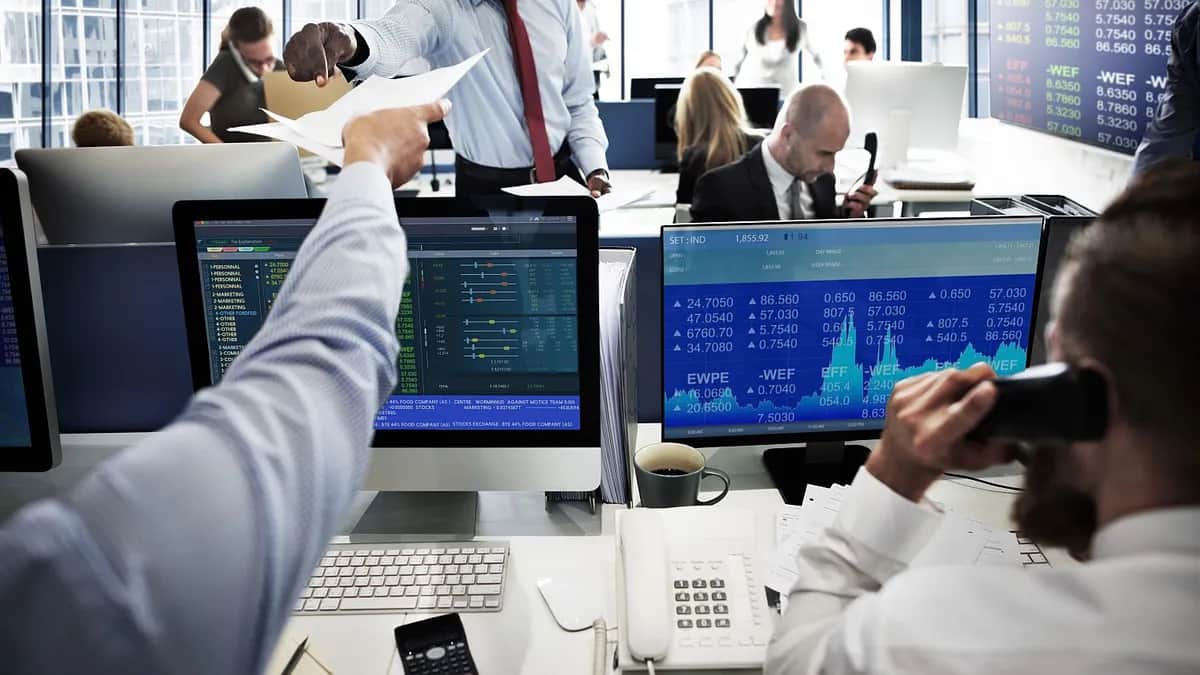 Wall Street alcanza la racha de optimismo más larga en cinco años: prevén mejora de ganancias para el S&P 500