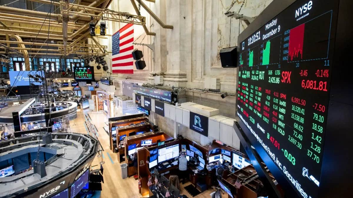 El petróleo sube y se acerca a los u$s100, mientras los futuros de Wall Street operan con volatilidad