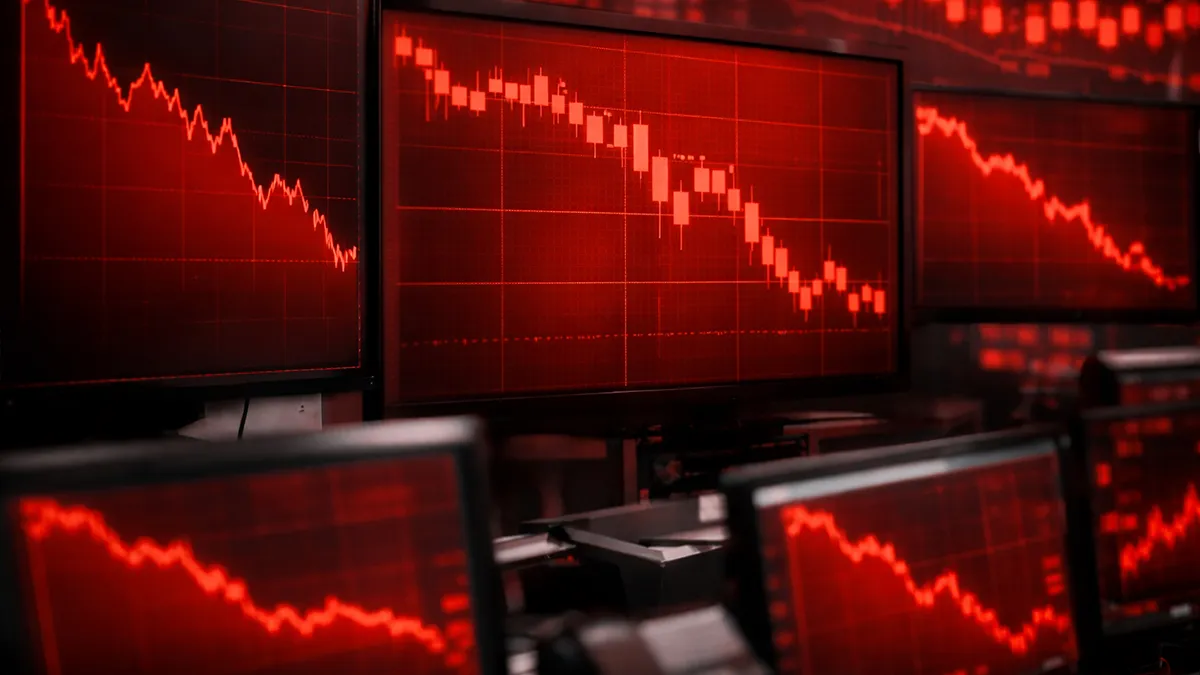 Las acciones de Shein se desploman más de 10%, previo a su debut en la bolsa de Hong Kong
