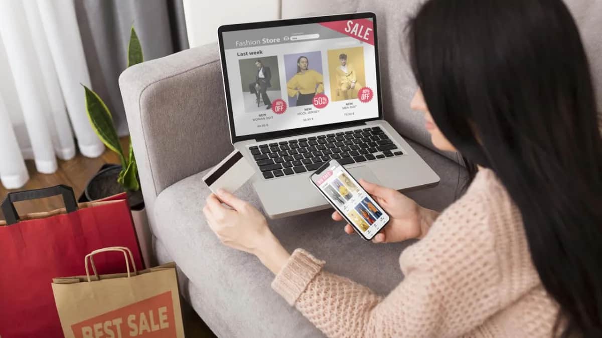 Compras internacionales en dólares: guía para utilizar el sistema Puerta a Puerta sin sorpresas