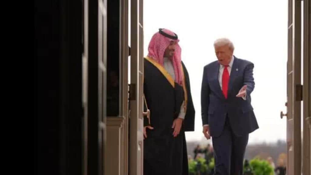 Arabia Saudita intenta frenar a hutíes con apoyo regional mientras Trump se distancia