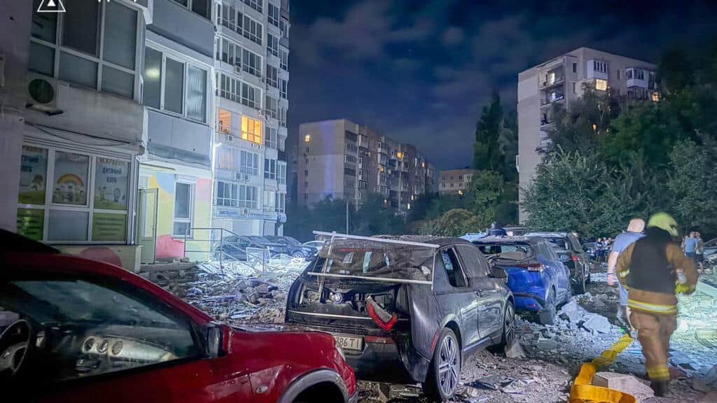 Al menos dos muertos por ataques rusos en Ucrania, mientras Kiev y Moscú amenazan con recrudecer la guerra