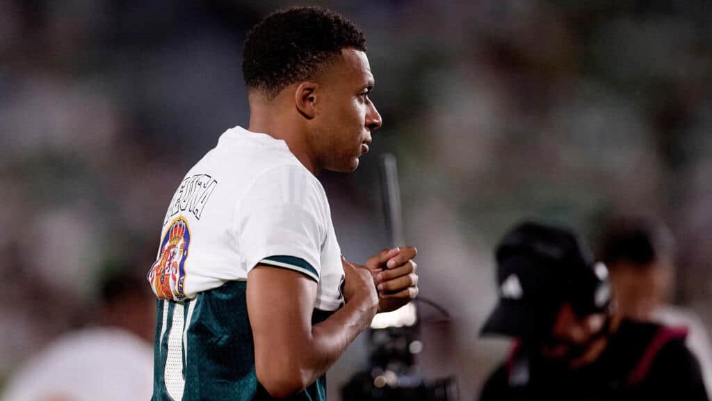 Mbappé, fustigado desde la derecha en Francia y España por la polémica de la camiseta de Ceuta