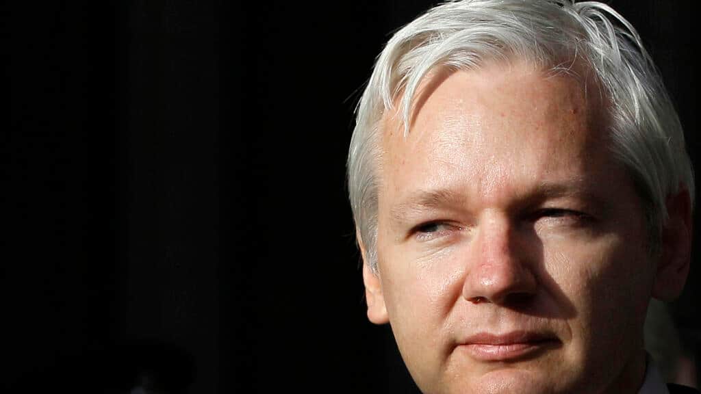 “I’m back”: Julian Assange regresa a la plataforma X tras más de dos años de silencio