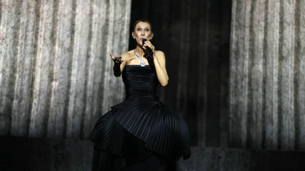 Céline Dion en París: un emocionante regreso a los escenarios tras más de seis años de ausencia