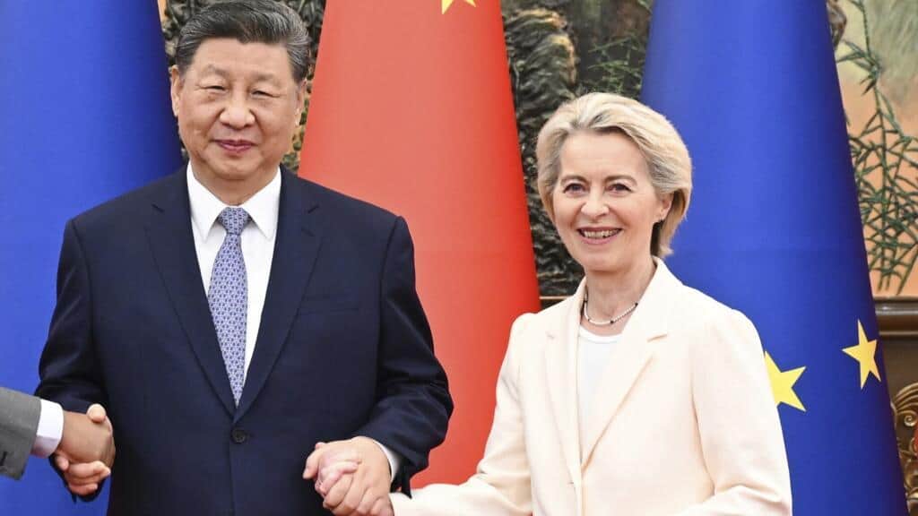 La Unión Europea le planta cara a China poniendo límites a la avalancha de productos