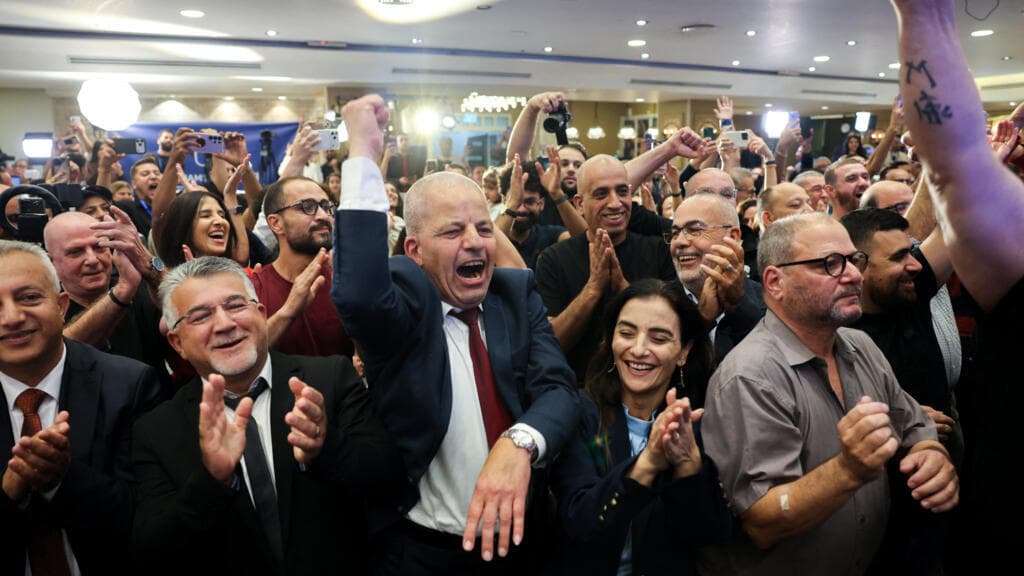 Tras elecciones sin ganador definitivo en Israel, ¿podrá la oposición desbancar a Netanyahu?