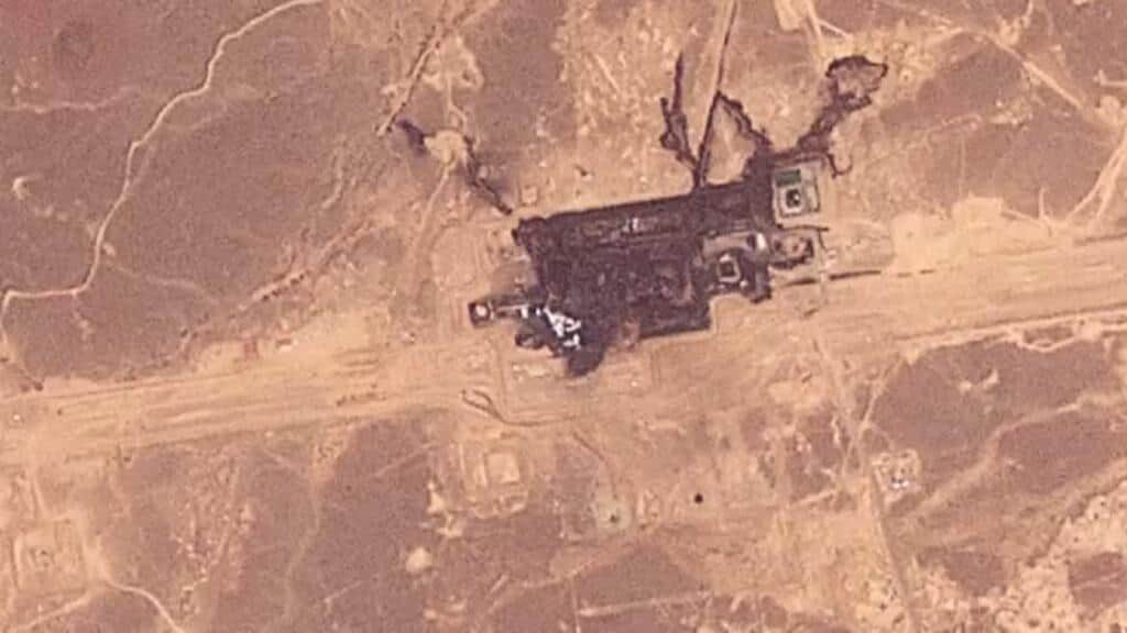 Hutíes de Yemen atacan Arabia Saudita con drones y misiles