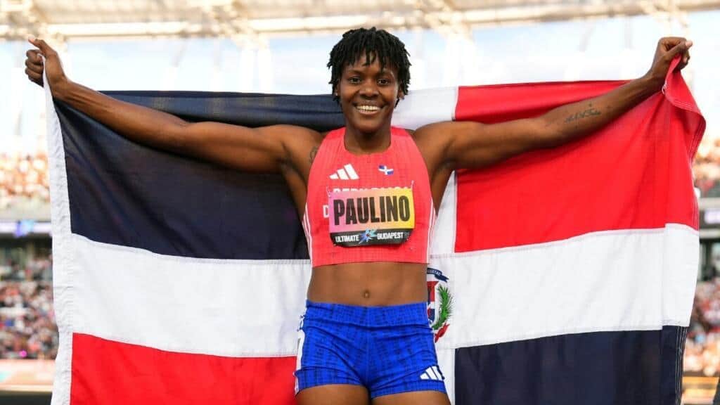 La dominicana Marileidy Paulino se corona campeona en la reunión de estrellas de Budapest