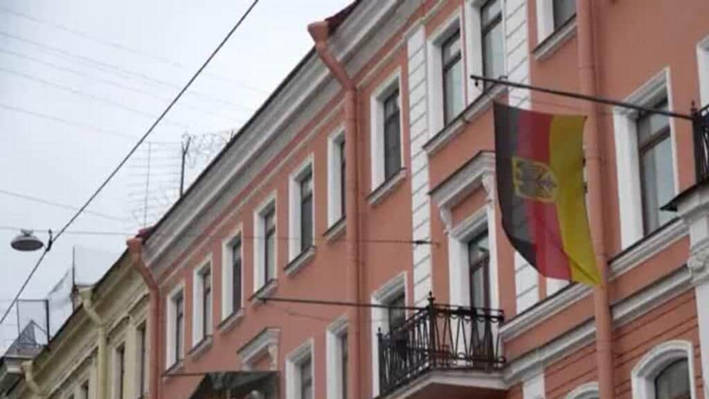 Rusia ordena cierre del consulado alemán en San Petersburgo en represalia a acusaciones