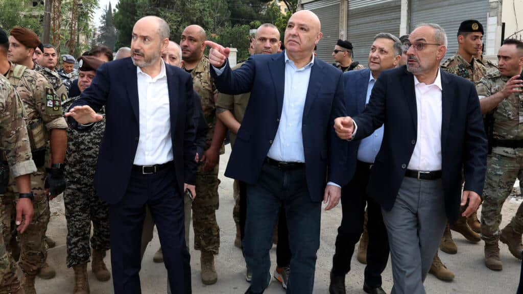 El presidente de Líbano aboga por la retirada de Israel en una visita sorpresa al sur del país