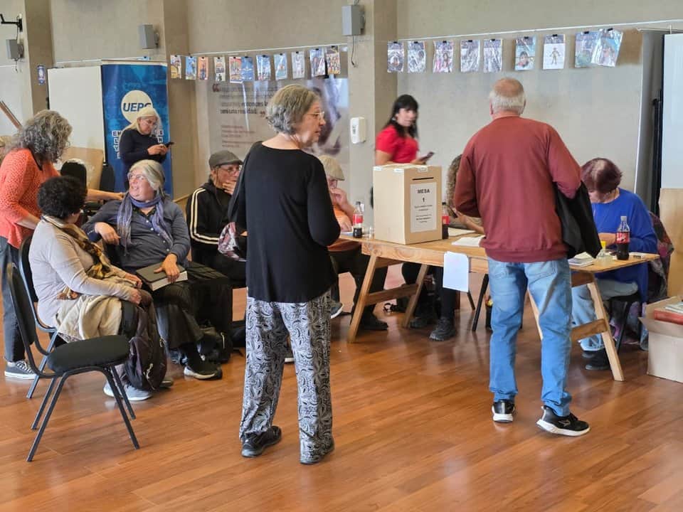 Elecciones docentes: amplia victoria de la Celeste Violeta en Córdoba y el país
