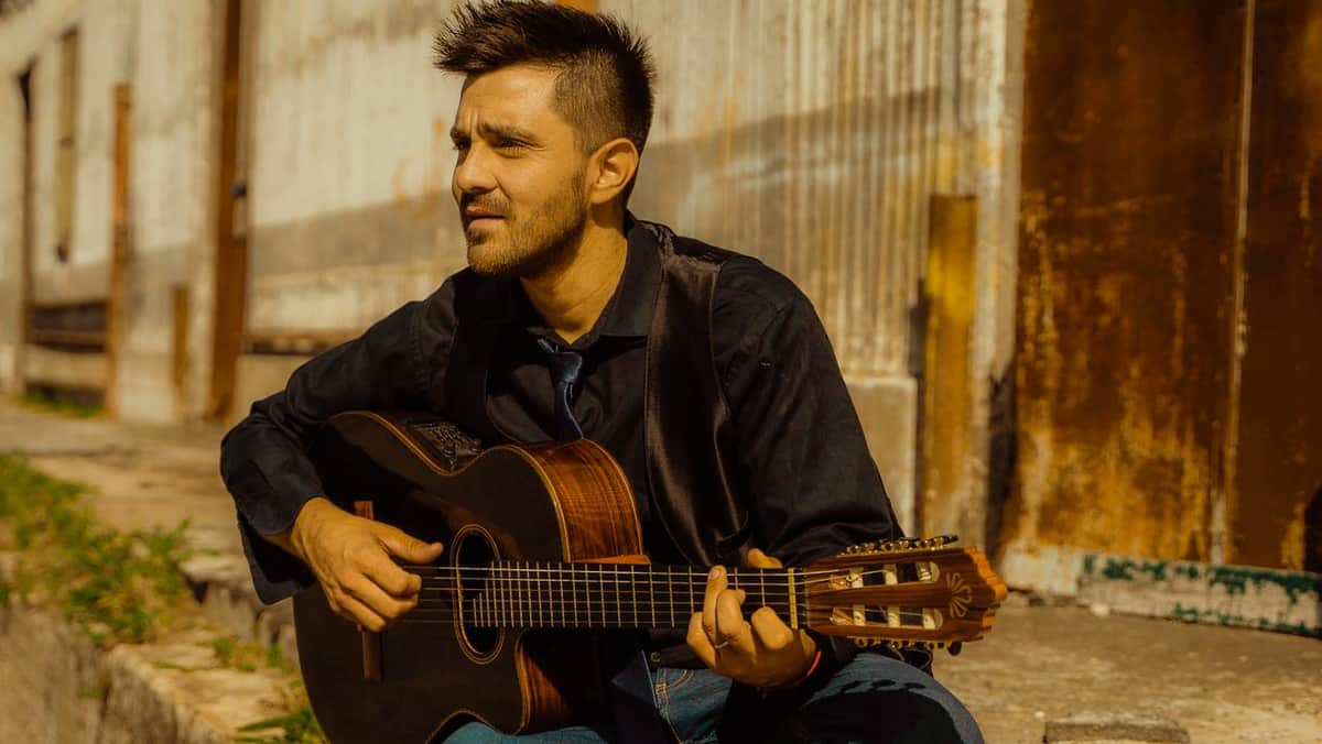 Convocan a músicos y bailarines de Córdoba para compartir escenario con Efraín Colombo