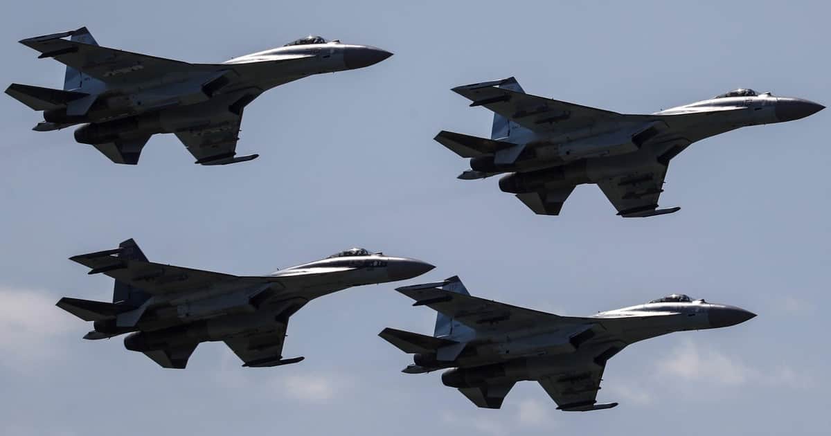 Alerta en el Báltico: cazas de Suecia y Finlandia interceptaron aviones de guerra rusos en medio del temor por un avance militar de Putin en la región