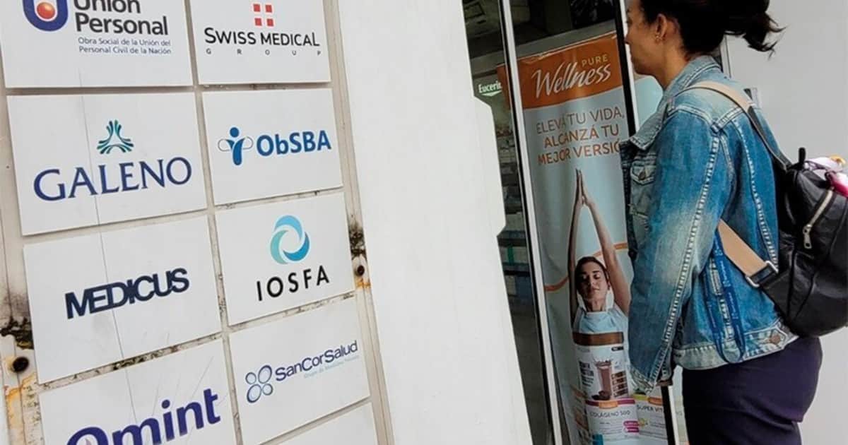 En lo que va del año, los servicios subieron 7 puntos por encima de la inflación