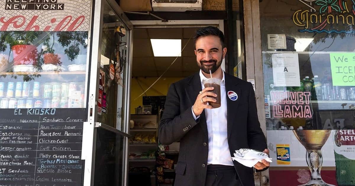 Confirmado en Nueva York | Zohran Mamdani firmó una nueva ley que permite comer al aire libre en NYC durante todo el año y beneficia a las pymes gastronómicas