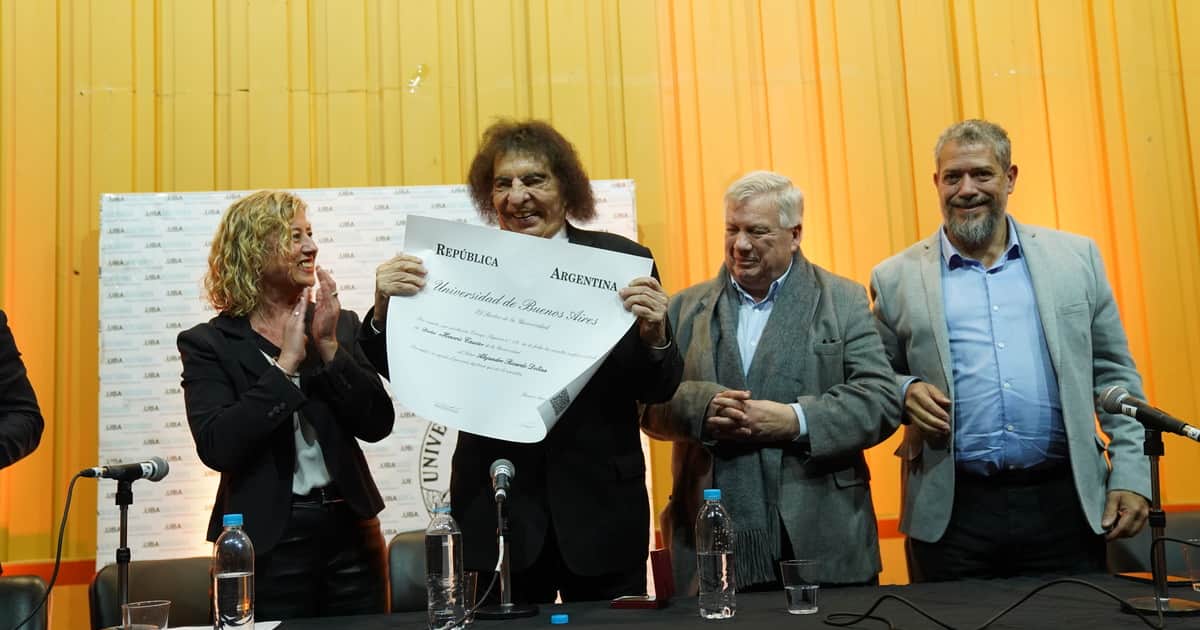 Alejandro Dolina recibió el doctorado Honoris Causa de la UBA: “La duda es la vida”