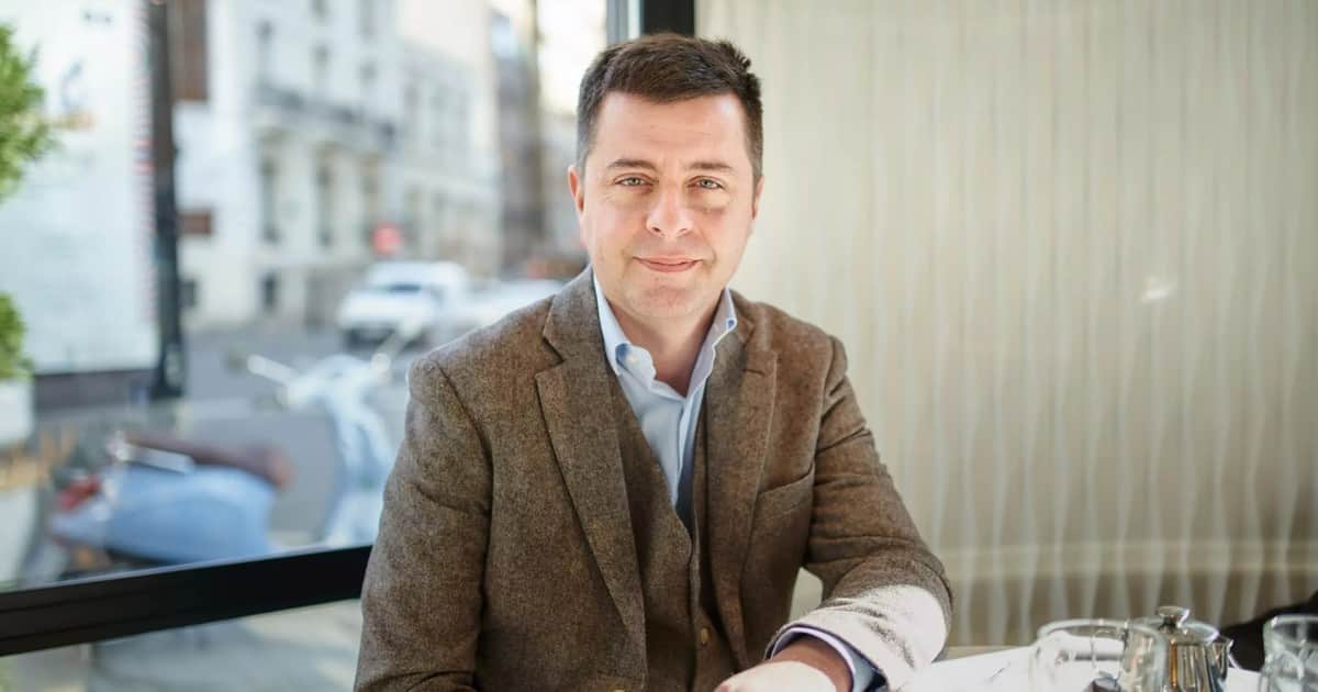 David Cerdá, filósofo y economista: “El amor merece la pena porque engrandece nuestras vidas”