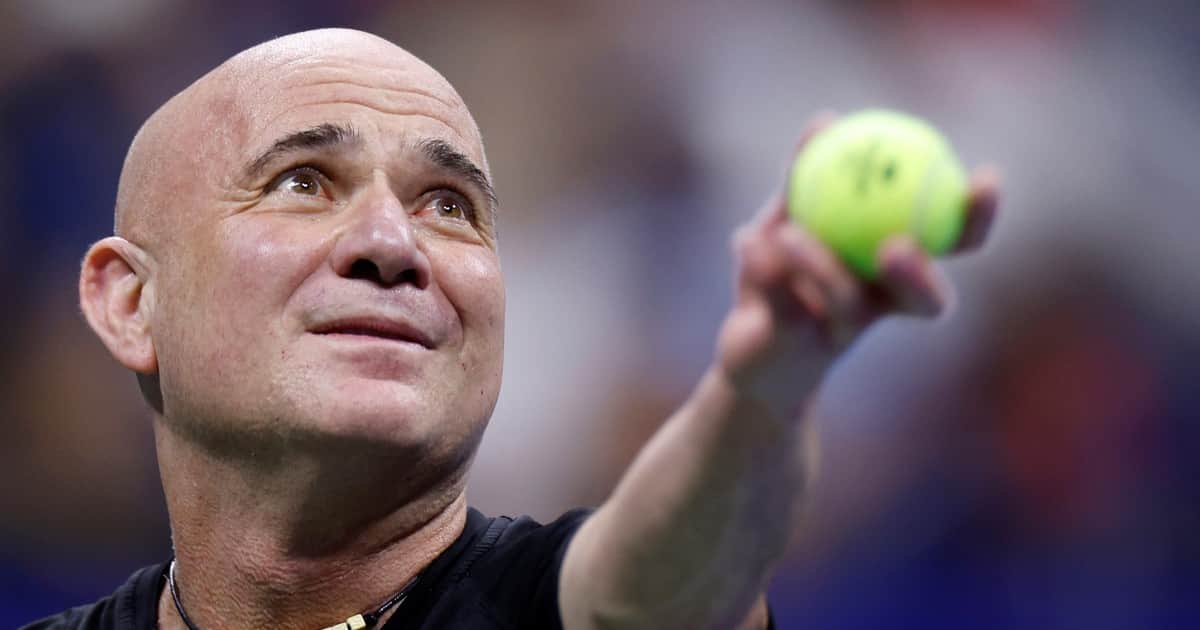 Andre Agassi, leyenda del tenis: "No es casualidad que el tenis utilice el lenguaje de la vida. Ventaja, servicio, falta, quiebre, amor: los elementos básicos del tenis son los de la vida cotidiana, porque cada partido es una vida en miniatura"