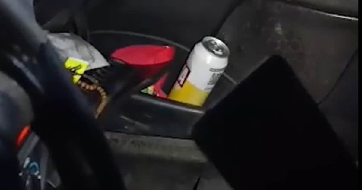 Alcohol al volante: manejaba por Riccheri tomando cerveza, sin seguro ni cinturón de seguridad: pagará $ 5 millones en multas
