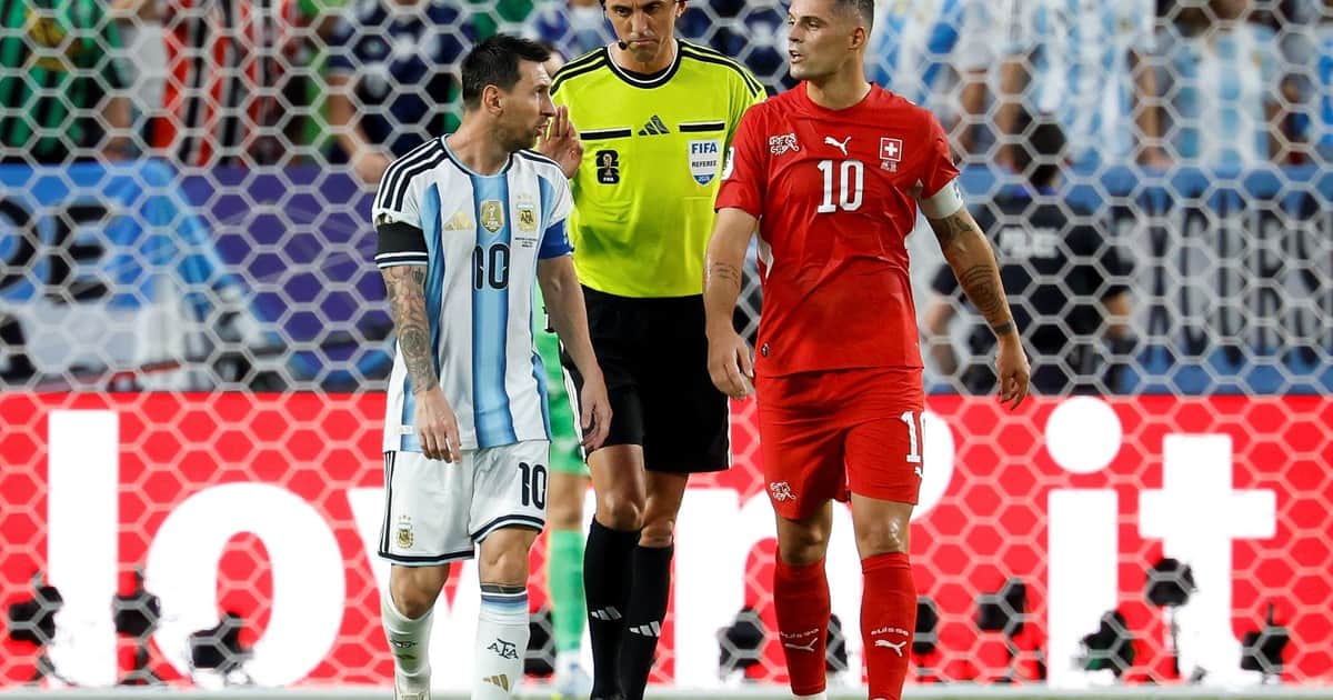 Escándalo en la Selección de Suiza, rival de Argentina en el Mundial 2026: apartaron al capitán por truchar un certificado de vacunación y podría ir preso