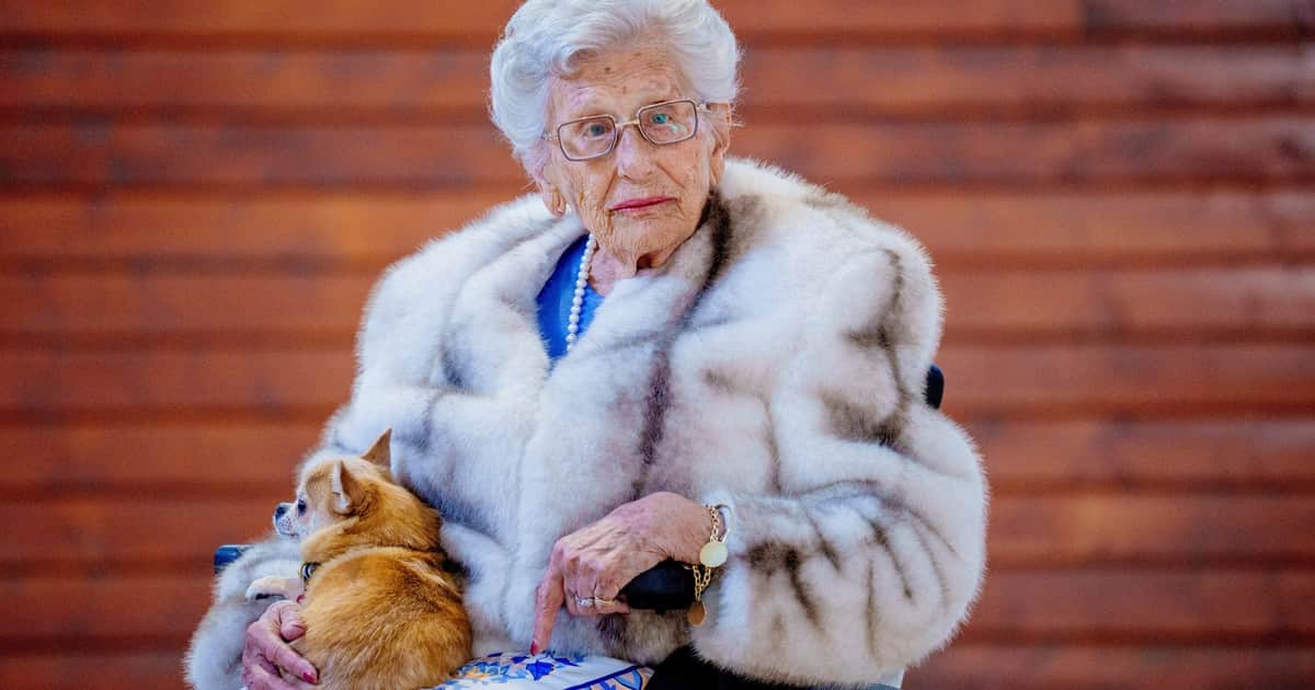 No resistió: murió la inseparable perra de la princesa Astrid de Noruega pocos días después del fallecimiento de su dueña